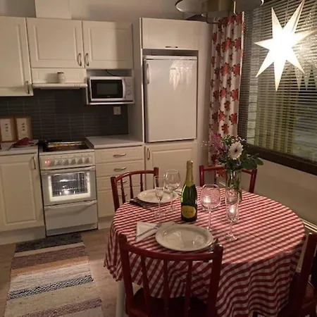 Appartement Row House In *